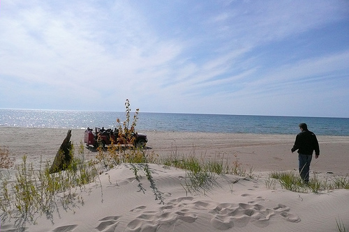Image:SandDunes-LakeMichigan-SilverLake--2008-byDanielJMcKeown--2545919052 bd105b2e52 m.jpg